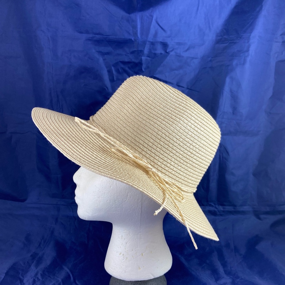 NWOT Style & Co Packable Floppy Sun Hat Women's Color Natural Adjustable SPF 50